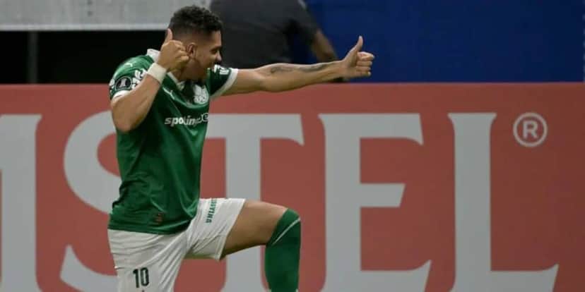 Paulinho está à disposição de Abel Ferreira (Reprodução: NELSON ALMEIDA) Paulinho está à disposição de Abel Ferreira (Reprodução: NELSON ALMEIDA)