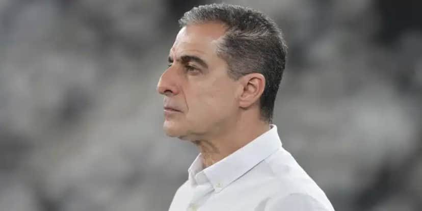 Renato Paiva ansioso com a chegada do argentino (Reprodução: Thiago Ribeiro) Renato Paiva ansioso com a chegada do argentino (Reprodução: Thiago Ribeiro)