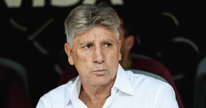 Dupla de Arias: Renato Gaúcho sofre com 2 saídas no Fluminense (Foto: Lucas Merçon/Fluminense) Dupla de Arias: Renato Gaúcho sofre com 2 saídas no Fluminense (Foto: Lucas Merçon/Fluminense)