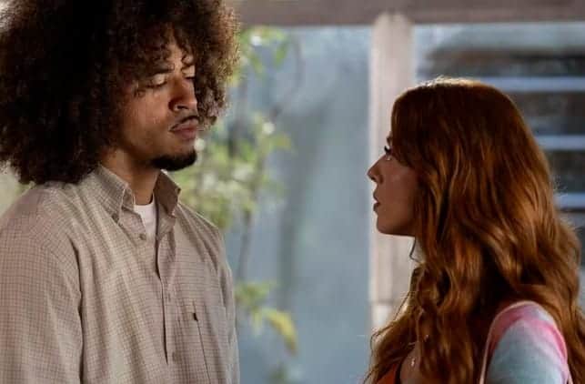 Ryan e Kami em Dona de Mim (Foto: Reprodução / Globo) Ryan e Kami em Dona de Mim (Foto: Reprodução / Globo)