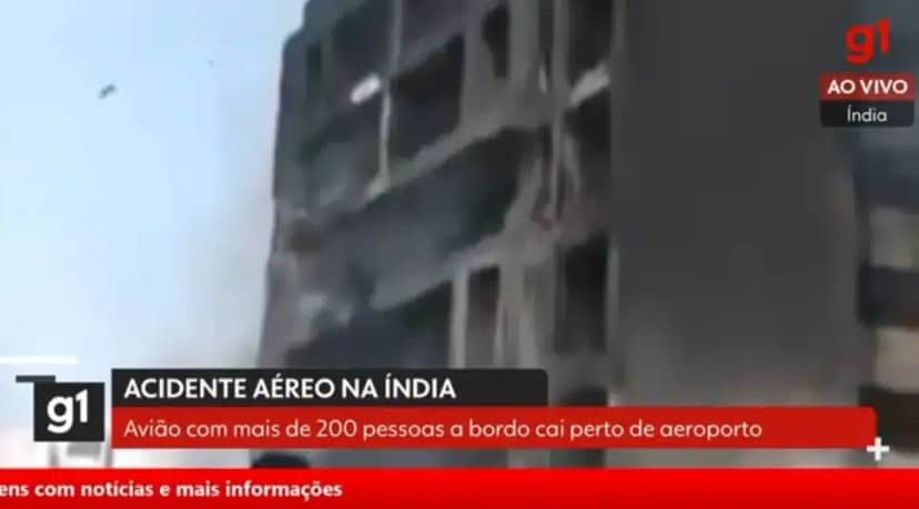 Queda de avião na Índia: bombeiros fazem buscas na área dos destroços; acompanhe ao vivo com imagens (Foto: Reprodução/ g1)