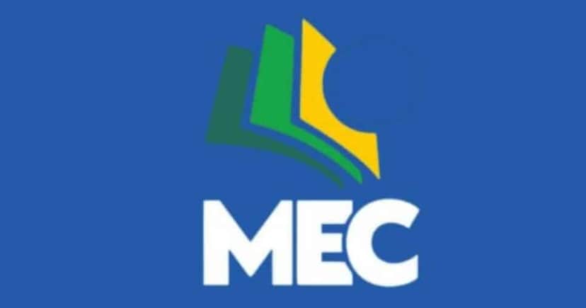 MEC aprova nova lei sobre diploma de papel (Foto: Reprodução) MEC aprova nova lei sobre diploma de papel (Foto: Reprodução)