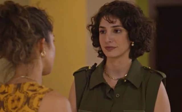 Gisele e Ayla em Dona de Mim (Foto: Reprodução / Globo) Gisele e Ayla em Dona de Mim (Foto: Reprodução / Globo)