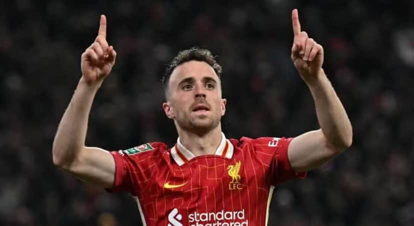 Craque de seleção portuguesa e do Liverpool morre (Foto: Reprodução/AFP) Craque de seleção portuguesa e do Liverpool morre (Foto: Reprodução/AFP)