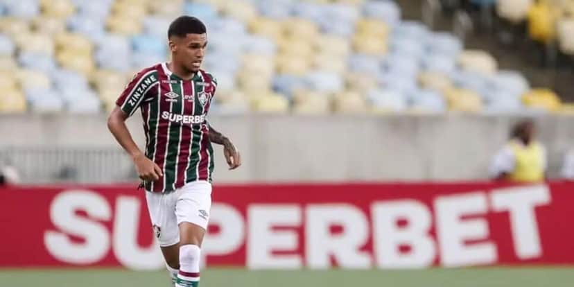 Riquelme Felipe é um craque do Fluminense (Reprodução: LUCAS MERÇON) Riquelme Felipe é um craque do Fluminense (Reprodução: LUCAS MERÇON)