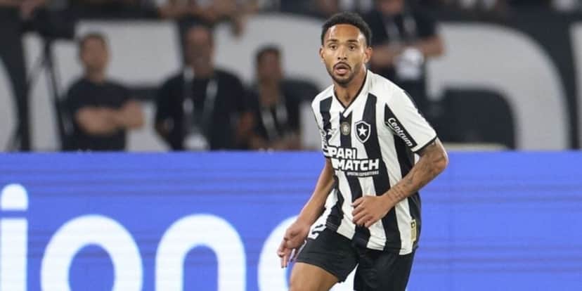 Vitinho teve uma proposta do Burnley recusada pelo Botafogo (Reprodução: Vitor Silva) Vitinho teve uma proposta do Burnley recusada pelo Botafogo (Reprodução: Vitor Silva)