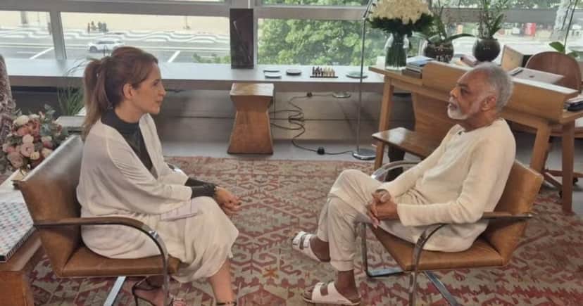 Gilberto Gil em entrevista com Poliana Abritta - Foto: Globo Gilberto Gil em entrevista com Poliana Abritta - Foto: Globo