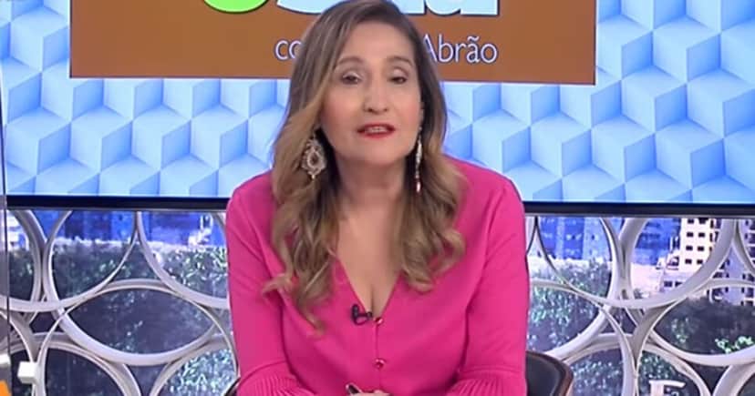 http://tvfoco.uai.com.br/wp-content/uploads/2015/05/Daniela-Mercury.jpg