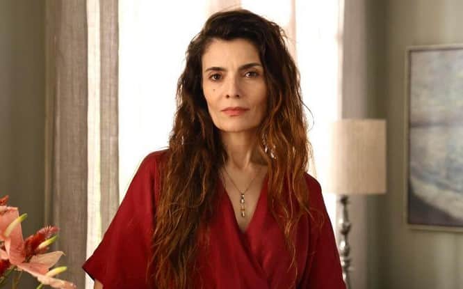 Ana em Vale Tudo (Foto: Reprodução / Globo) Ana em Vale Tudo (Foto: Reprodução / Globo)