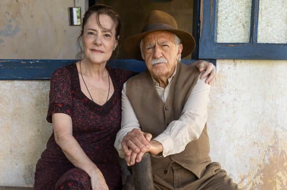 Cunegundes e Quinzinho em Êta Mundo Melhor! (Foto: Reprodução / Globo) Cunegundes e Quinzinho em Êta Mundo Melhor! (Foto: Reprodução / Globo)