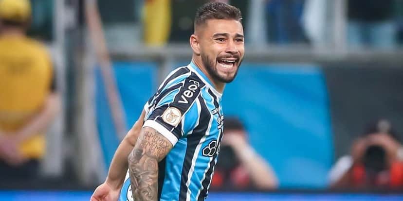 João Pedro deve retornar ainda em agosto aos gramados (Reprodução: Lucas Uebel) João Pedro deve retornar ainda em agosto aos gramados (Reprodução: Lucas Uebel)