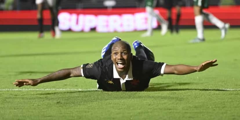 Leandrinho foi titular no Brasil sub20 (Reprodução: André Durão) Leandrinho foi titular no Brasil sub20 (Reprodução: André Durão)