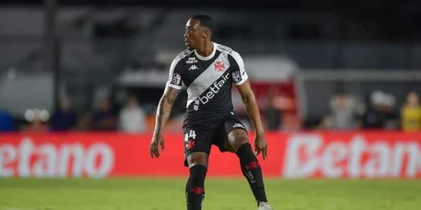 Luiz Gustavo deve ganhar mais chances no Vasco (Reprodução: Thiago Ribeiro) Luiz Gustavo deve ganhar mais chances no Vasco (Reprodução: Thiago Ribeiro)