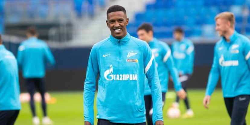Robert Renan está no radar do Vasco (Reprodução: Zenit) Robert Renan está no radar do Vasco (Reprodução: Zenit)