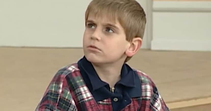 Lucas Hornos como Caquinho, em Sai de Baixo, na Globo (Foto Reprodução/Globo) Lucas Hornos como Caquinho, em Sai de Baixo, na Globo (Foto Reprodução/Globo)