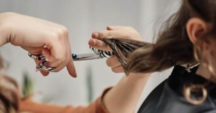 Cortes de cabelo que envelhecem (Foto: Divulgação) Cortes de cabelo que envelhecem (Foto: Divulgação)