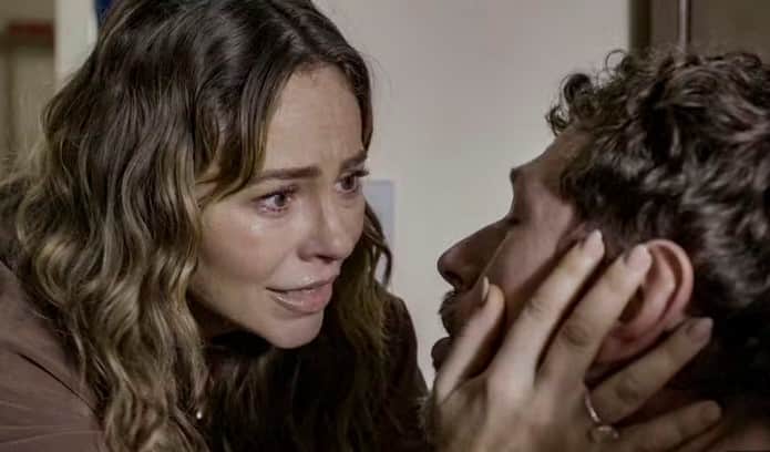 Heleninha e Leonardo em Vale Tudo (Foto: Reprodução / Globo) Heleninha e Leonardo em Vale Tudo (Foto: Reprodução / Globo)