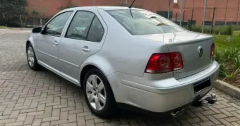 Volkswagen Bora 2.0 2010 - Foto: Internet Volkswagen Bora 2.0 2010 - Foto: Internet