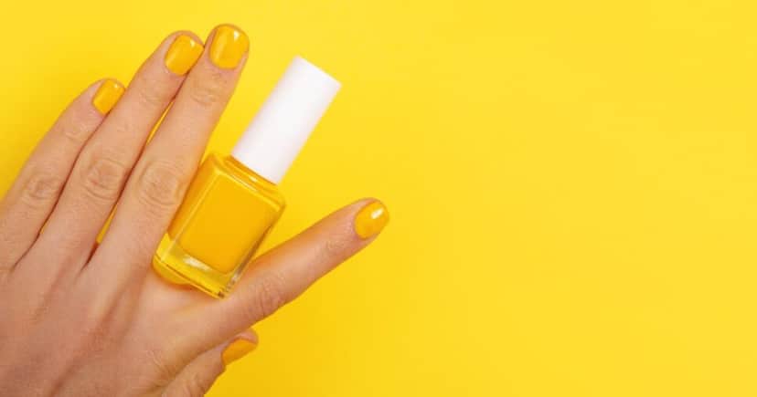 Unhas amarelas (Foto: Canva) Unhas amarelas (Foto: Canva)
