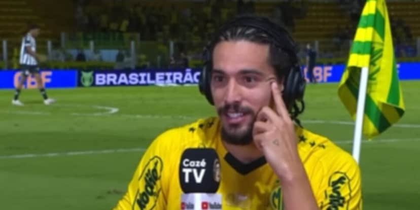 Chico da Costa interessa ao Cruzeiro (Reprodução: Youtube / Caze TV) Chico da Costa interessa ao Cruzeiro (Reprodução: Youtube / Caze TV)