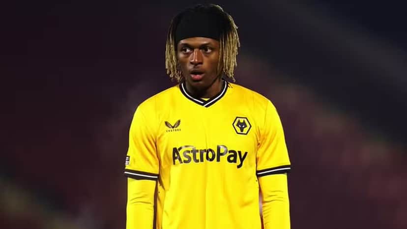 O jogador de futebol Ethan McLeod, de 21 anos, atuava pelo Macclesfield FC (Foto: Reprodução/ X) O jogador de futebol Ethan McLeod, de 21 anos, atuava pelo Macclesfield FC (Foto: Reprodução/ X)