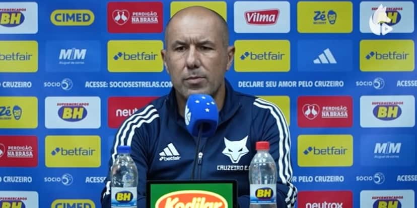 Leonardo Jardim não tem permanência garantida no Cruzeiro (Reprodução: TV Cruzeiro) Leonardo Jardim não tem permanência garantida no Cruzeiro (Reprodução: TV Cruzeiro)