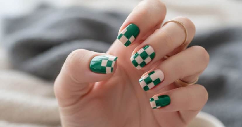 Nail art xadrez (Foto: Montagem TV Foco / GMN) Nail art xadrez (Foto: Montagem TV Foco / GMN)