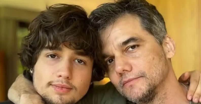 Wagner Moura e Bem, seu primogênito (Foto: Reprodução / Instagram) Wagner Moura e Bem, seu primogênito (Foto: Reprodução / Instagram)