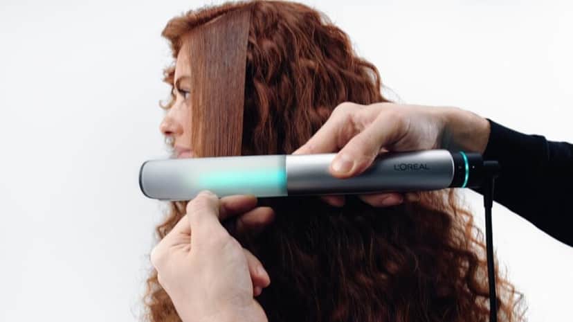 Nova chapinha da L’Oréal aposta em luz vermelha (Foto: Reprodução/ Internet) Nova chapinha da L’Oréal aposta em luz vermelha (Foto: Reprodução/ Internet)