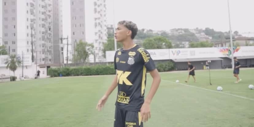 Robinho Jr no radar da Inter de Milão (Reprodução: Pedro Lopes / Youtube) Robinho Jr no radar da Inter de Milão (Reprodução: Pedro Lopes / Youtube)