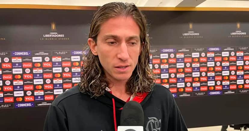 Filipe Luís - (Foto: Reprodução YouTube) Filipe Luís - (Foto: Reprodução YouTube)
