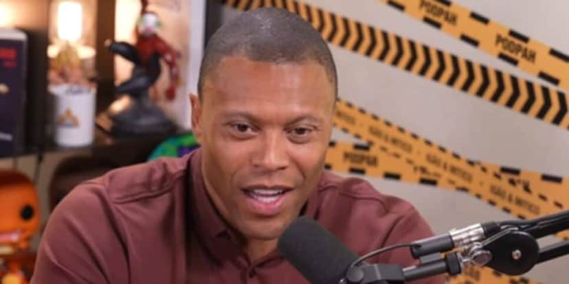Júlio Baptista deve ser o novo treinador do sub20 do São Paulo (Reprodução: Podpah / Youtube) Júlio Baptista deve ser o novo treinador do sub20 do São Paulo (Reprodução: Podpah / Youtube)