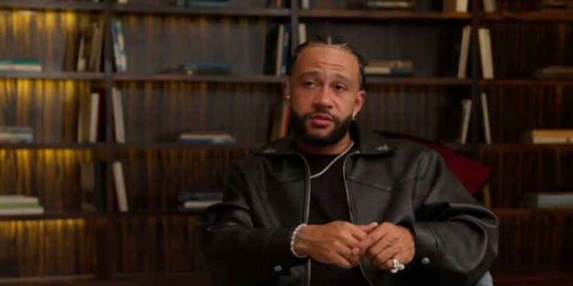 Memphis Depay está em fim de contrato com o Corinthians (Reprodução: Romário TV / Youtube) Memphis Depay está em fim de contrato com o Corinthians (Reprodução: Romário TV / Youtube)