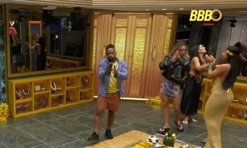 Produção do BBB26 dá esporro nos participantes (Foto: Reprodução / Globoplay) Produção do BBB26 dá esporro nos participantes (Foto: Reprodução / Globoplay)