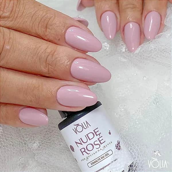 Esmalte nude rosado (Foto: Reprodução/ Internet) Esmalte nude rosado (Foto: Reprodução/ Internet)