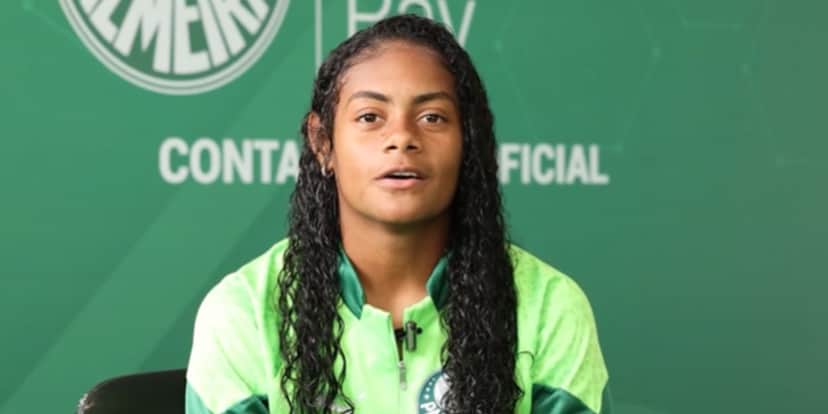 Tainá Maranhão é uma das joias do futebol feminino (Reprodução: Youtube) Tainá Maranhão é uma das joias do futebol feminino (Reprodução: Youtube)