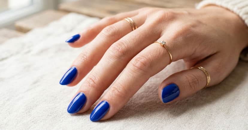 Esmaltes azul cobalto (Foto: Montagem TV Foco / GMN) Esmaltes azul cobalto (Foto: Montagem TV Foco / GMN)