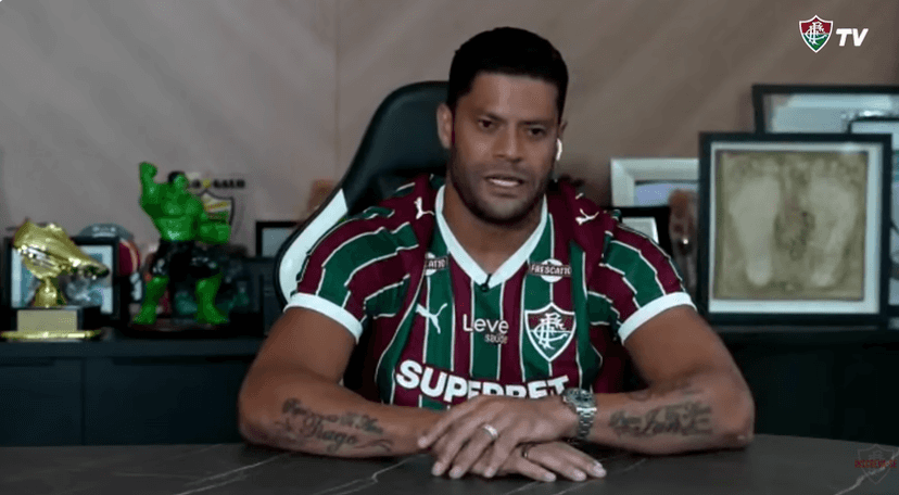 Hulk está em seu novo clube (Foto: Fluminense TV) Hulk está em seu novo clube (Foto: Fluminense TV)