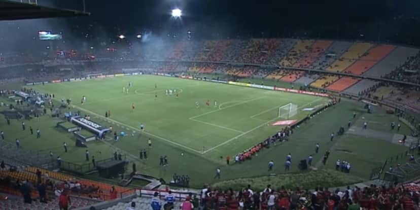 Torcedores do Independiente Medelín protestaram contra o time (Reprodução: ESPN) Torcedores do Independiente Medelín protestaram contra o time (Reprodução: ESPN)