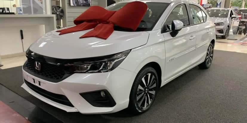 Honda City Hatch EXL com desconto para Uber (Reprodução: Divulgação) Honda City Hatch EXL com desconto para Uber (Reprodução: Divulgação)