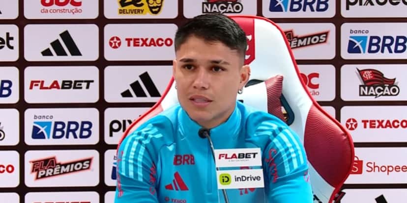 Luiz Araújo no Flamengo (Reprodução: Youtube) Luiz Araújo no Flamengo (Reprodução: Youtube)