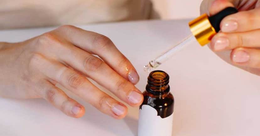 Óleo para potencializar o crescimento das unhas (Foto: Divulgação) Óleo para potencializar o crescimento das unhas (Foto: Divulgação)