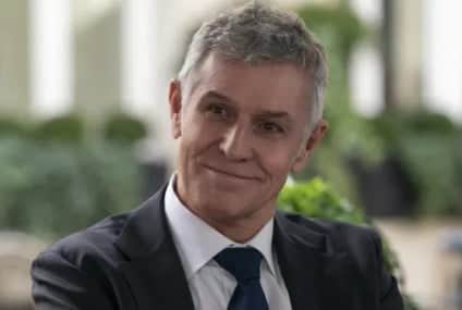 Morre ator de fenômeno da Netflix (Foto: Reprodução / Instagram) Morre ator de fenômeno da Netflix (Foto: Reprodução / Instagram)