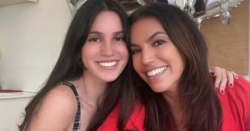 Ana Paula Araújo e filha, Melissa (Foto: Reprodução / Instagram) Ana Paula Araújo e filha, Melissa (Foto: Reprodução / Instagram)