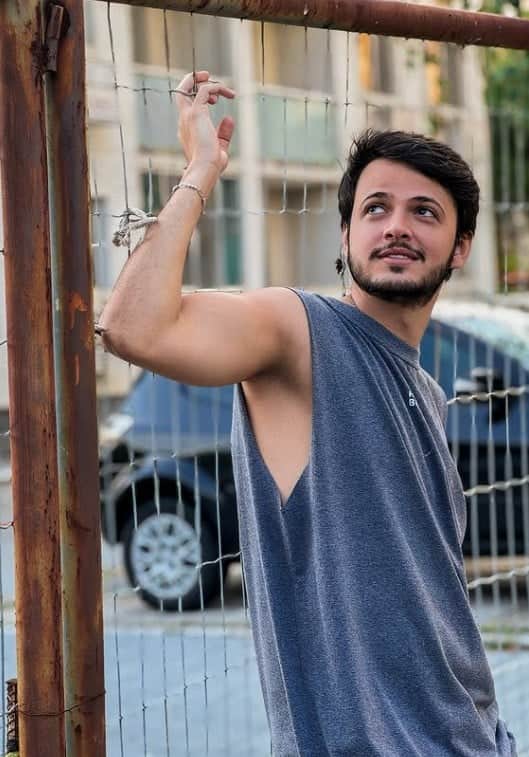 O ator Eduardo Melo, que interpretou Domênico na novela A Favorita, cresceu e está irreconhecível (Foto: Reprodução/ Internet) O ator Eduardo Melo, que interpretou Domênico na novela A Favorita, cresceu e está irreconhecível (Foto: Reprodução/ Internet)