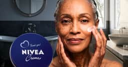 Segredo da latinha azul: O jeito certo de usar o creme Nivea sem obstruir os poros