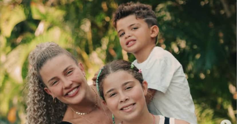 Debby Lagranha e os filhos (Foto: Instagram)