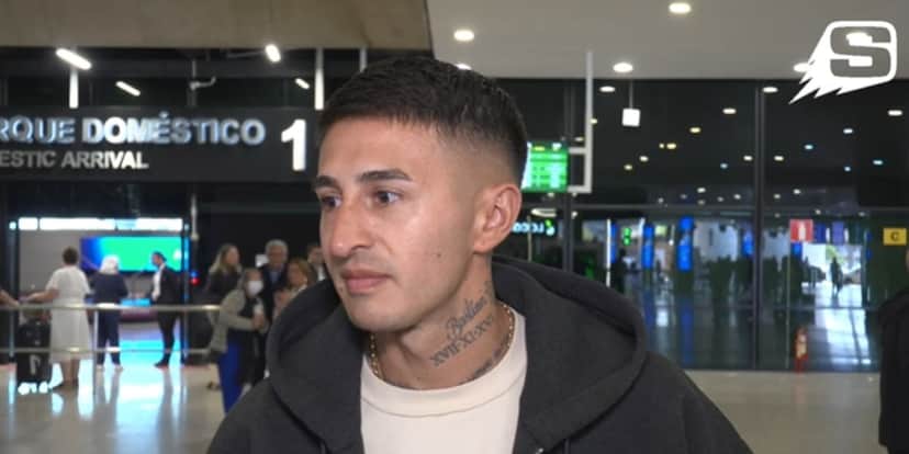 Gabriel Rojas fechou contrato com o Cruzeiro (Reprodução: Samuca TV / Youtube) Gabriel Rojas fechou contrato com o Cruzeiro (Reprodução: Samuca TV / Youtube)