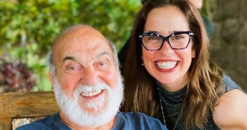 Lima Duarte ao lado da neta, a atriz Palomma Duarte (Foto: Reprodução/ Instagram) Lima Duarte ao lado da neta, a atriz Palomma Duarte (Foto: Reprodução/ Instagram)