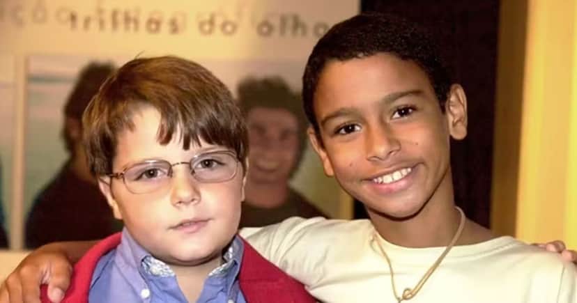 Felipe Latgé e Sérgio Malheiros, como Otávio e Raí, em 'Da Cor do Pecado' (Globo, 2004) — Foto: Divulgação/TV Globo Felipe Latgé e Sérgio Malheiros, como Otávio e Raí, em 'Da Cor do Pecado' (Globo, 2004) — Foto: Divulgação/TV Globo